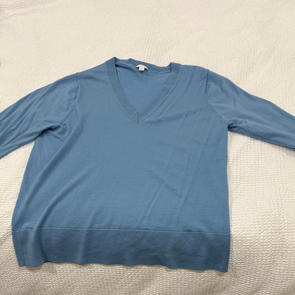 Classic V-Neck Blue Women's Sweater